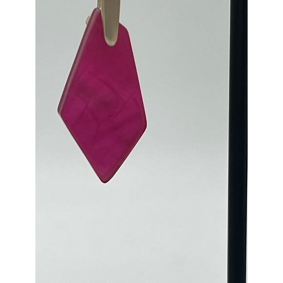 Kendra Scott Gianna Gold Plated Drop Dangle Earrings in Bright Pink Fuschia - Picture 4 of 11